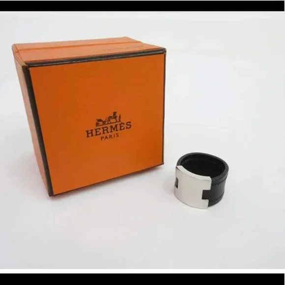 Hermes Black Lurie Leather Ring - Picture 14 of 14
